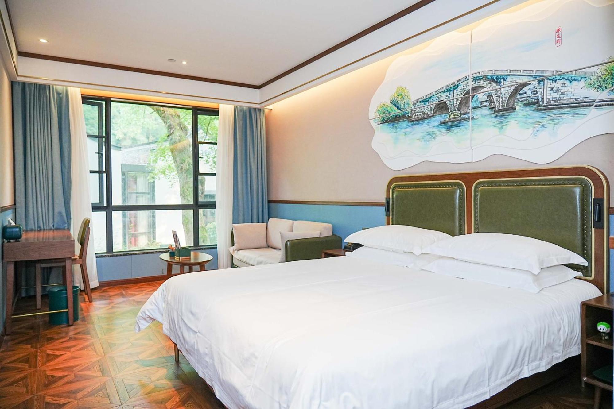 הנגז'ו Nost Algia S Hotel In The West Lake Scenic Area-,Lingyin Temple, Leifeng Tower, Children'S Playground, Free Night Snack, Free Laundry, English Communication Well, Free Travel Advice מראה חיצוני תמונה