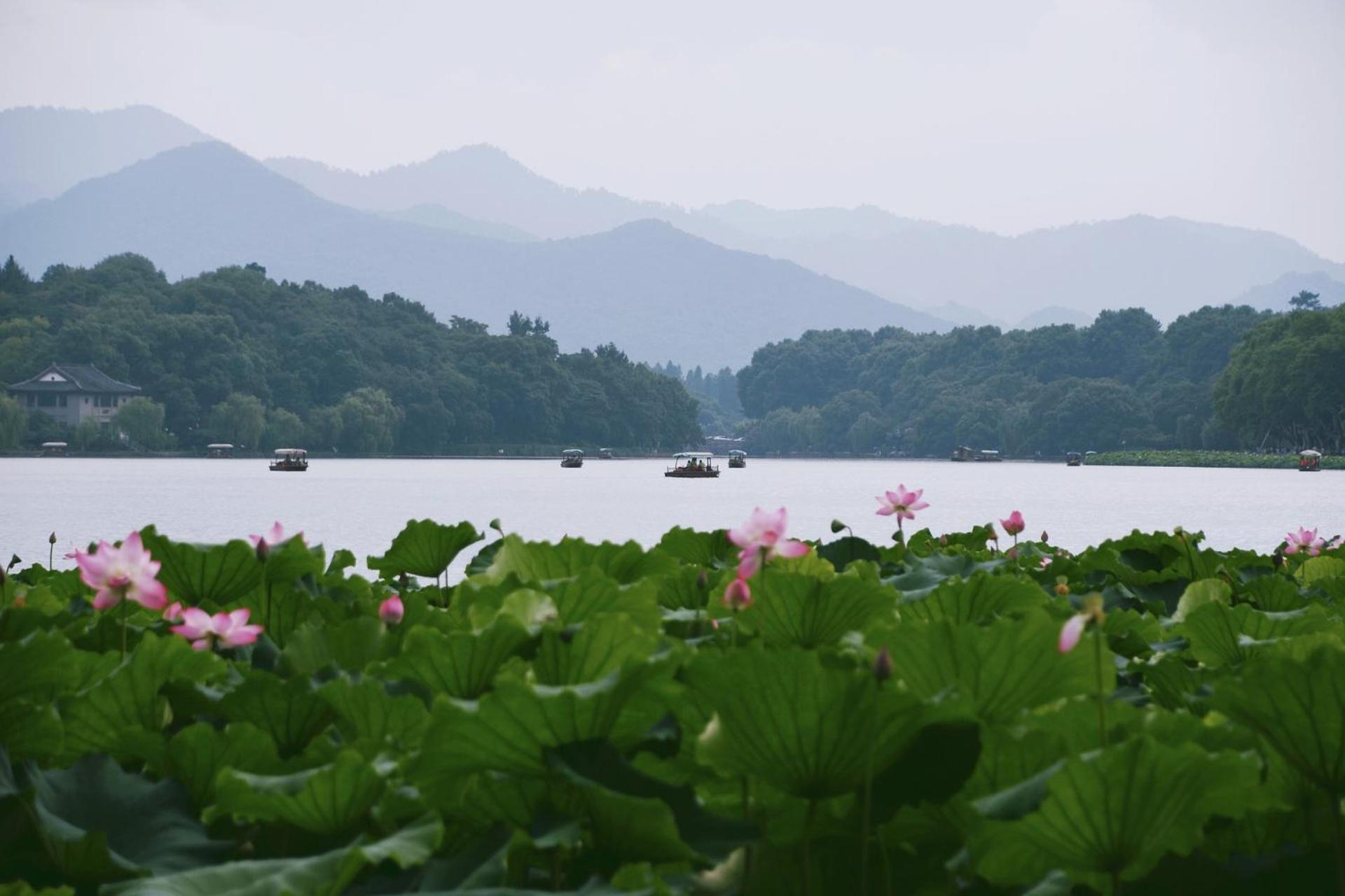 הנגז'ו Nost Algia S Hotel In The West Lake Scenic Area-,Lingyin Temple, Leifeng Tower, Children'S Playground, Free Night Snack, Free Laundry, English Communication Well, Free Travel Advice מראה חיצוני תמונה